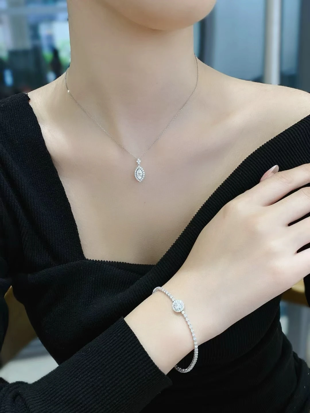 18Kゴールド ラボグロウンダイヤモンド CVD HPHT  - Body Jewelry Vch のレビューと価格