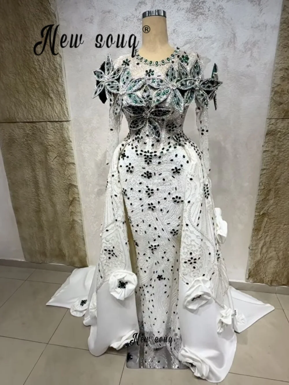 Luxurious Embroidery White Prom Dresses With Detachable Train Muslim Women's Wedding Guest Gowns 2026 Customized Engagement Gown view 2