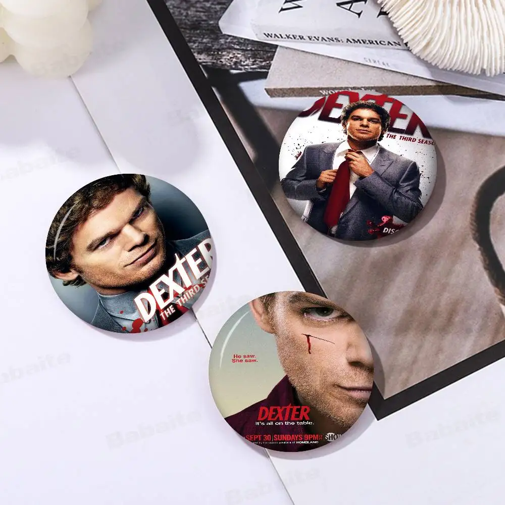 

American Classic Horror TV Dexter 58mm Animals Funny Brooches Badge Backpack Clothes Gift Accessory