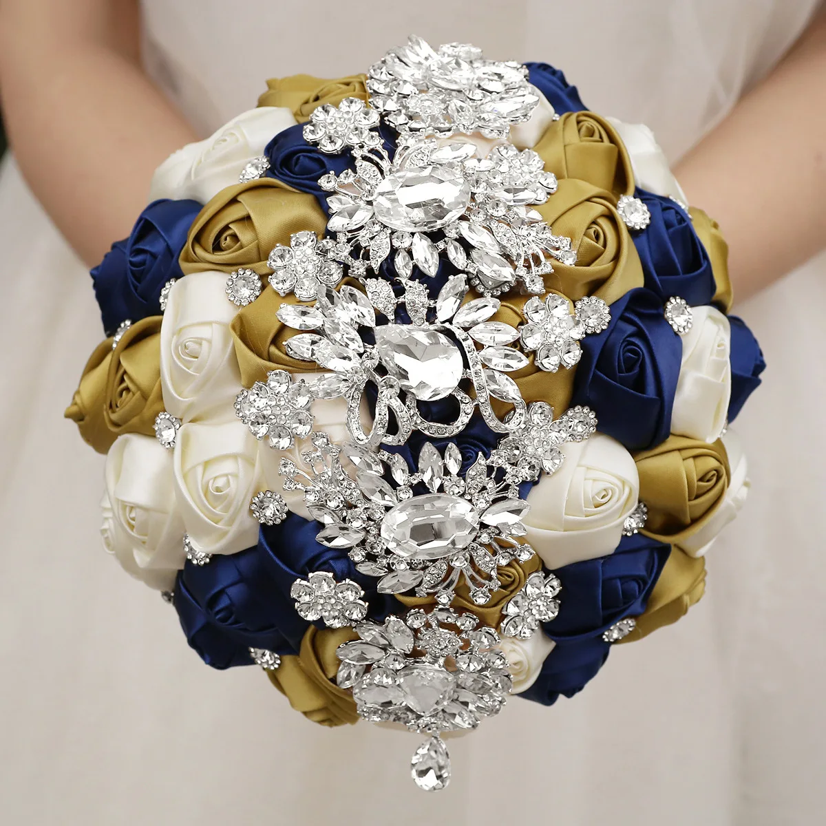 

YeeNanee Vintage Navy Gold Wedding Bridal Bouquet Rhinestone Pendant Satin Rose Flowers Holding Bouquets for Bride Quinceanera