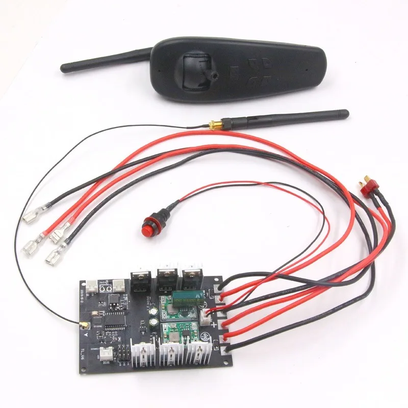 

FATJAY One-handed Remote Controller with Gyroscope Differential Control 895 Motor Long distance 500m for Rescue Boat RC Boat
