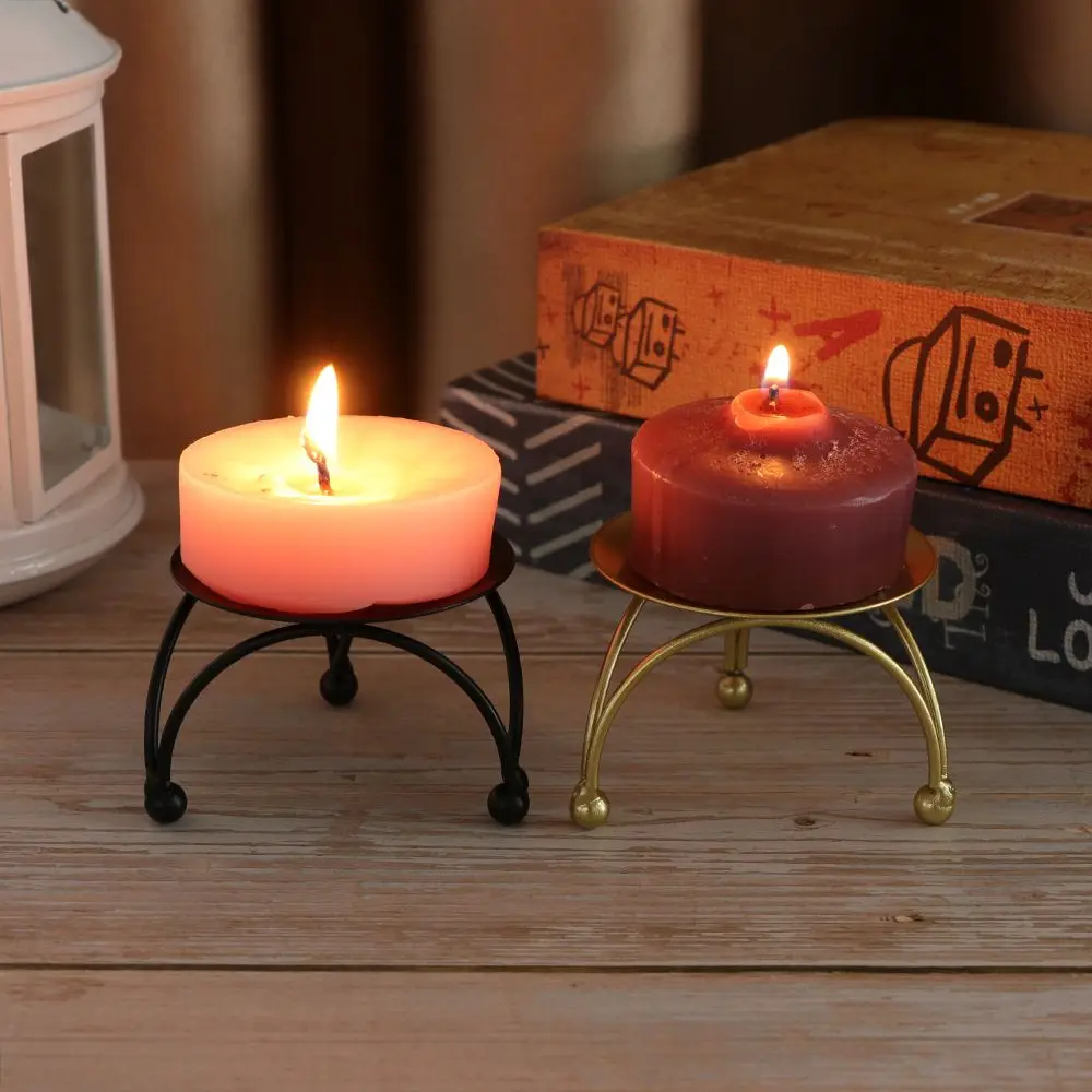 Gift Home Decoration Festival Party Supplies Wrought Iron Candle Holder Round Plate Candlestick Craft Candelabra