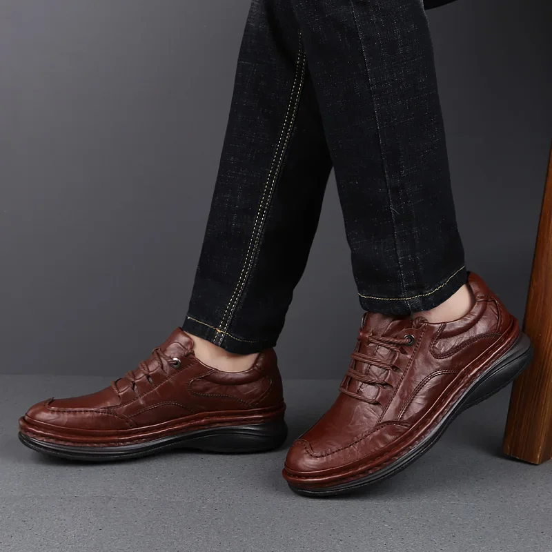 2024 Winter Genuine Leather Shoes Men Business Formal Shoes British style Men shoes