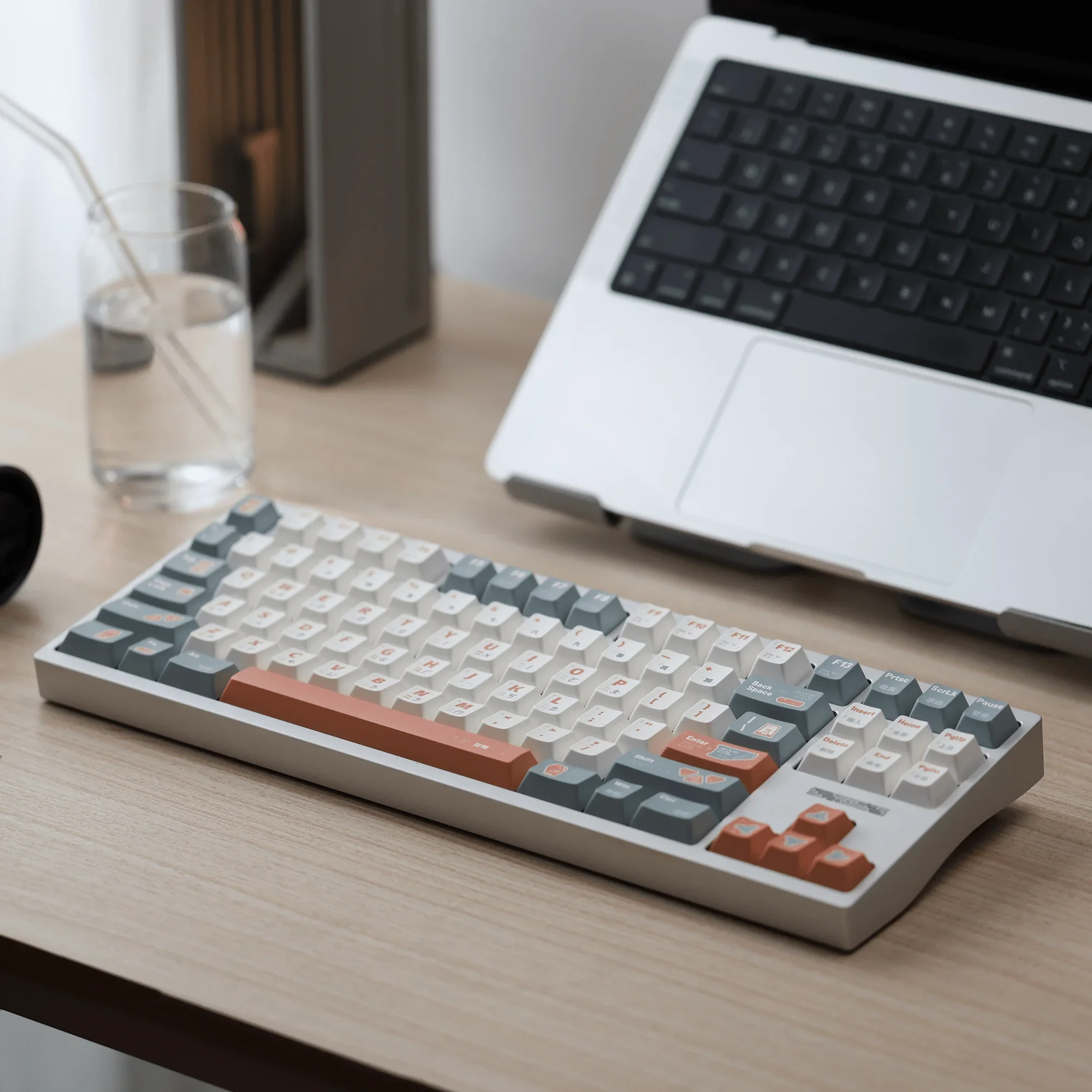 

Watching keycaps, original, mecha style, small and fresh, original height 168 keys, full set
