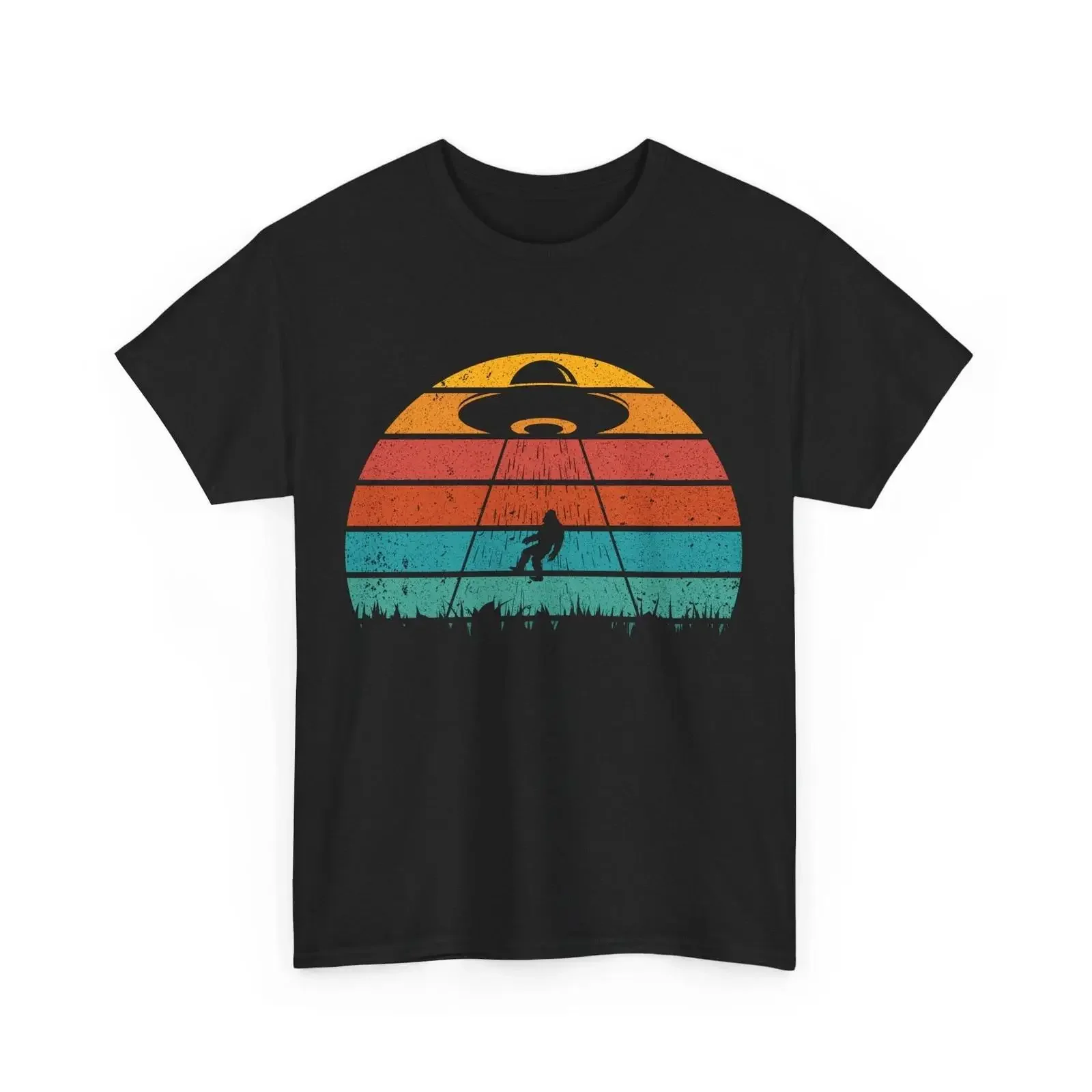 Bigfoot UFO Abduction Funny Sasquatch Space Lovers Vintage T Shirt vintage Washed Slightly streetwear homme Casual Stretched