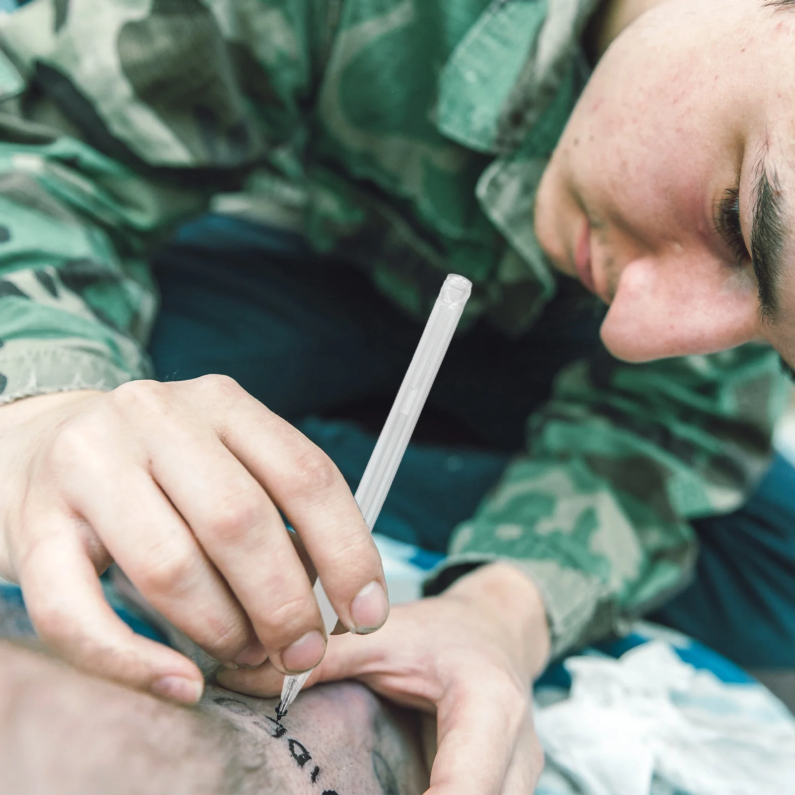 2 قطعة قلم تحديد الحاجب Microblading الوشم تحديد المواقع الدقة رسم الخرائط أداة استنسل مقاومة للماء لتشكيل الحاجب #1