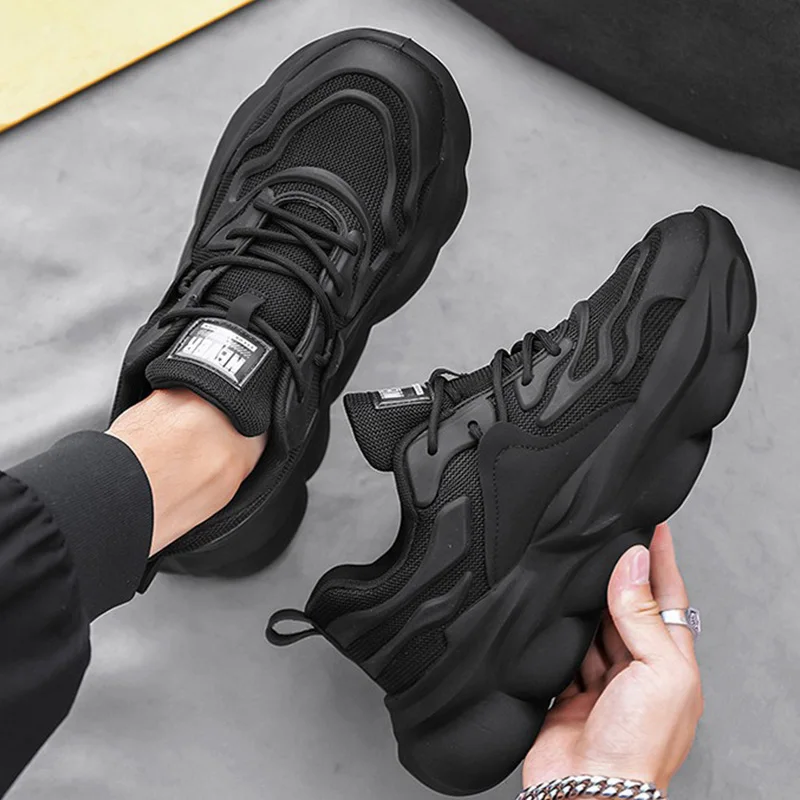 New all-match men's shoes summer leisure running sports shoes breathable men lightweight thick sole increase trend daddy shoes