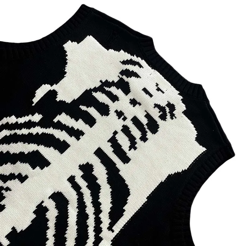 Kapital Vintage Hirata Bone Skeleton Retro Japanese Wind Piercing Knitted Sweater Vest for Men Fashion Pullovers