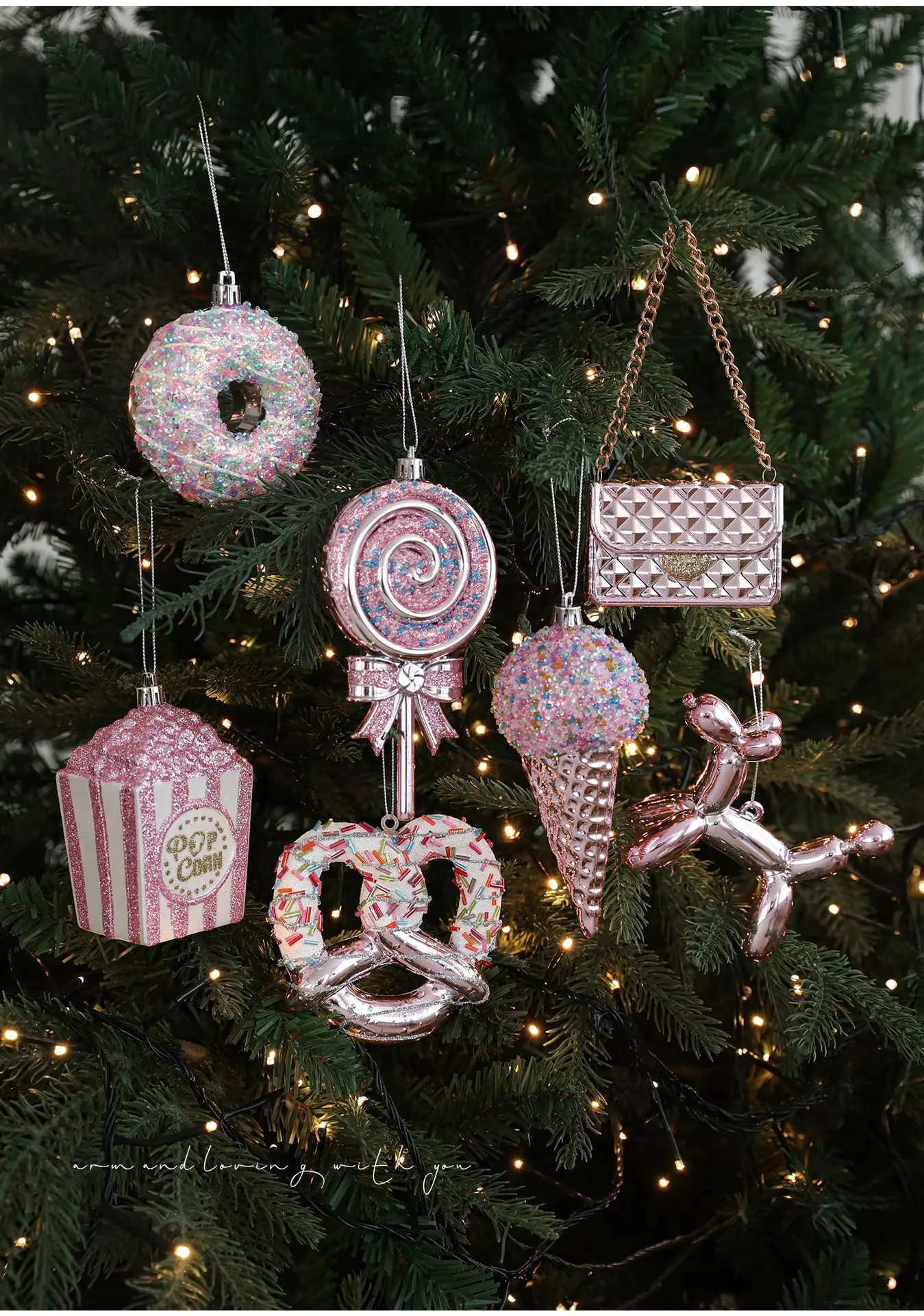 جديد الوردي البلاستيك قلادة لزجة الوردي الكرتون عيد الميلاد قلادة Ins 3D شجرة عيد الميلاد نافذة الديكور natale navidad