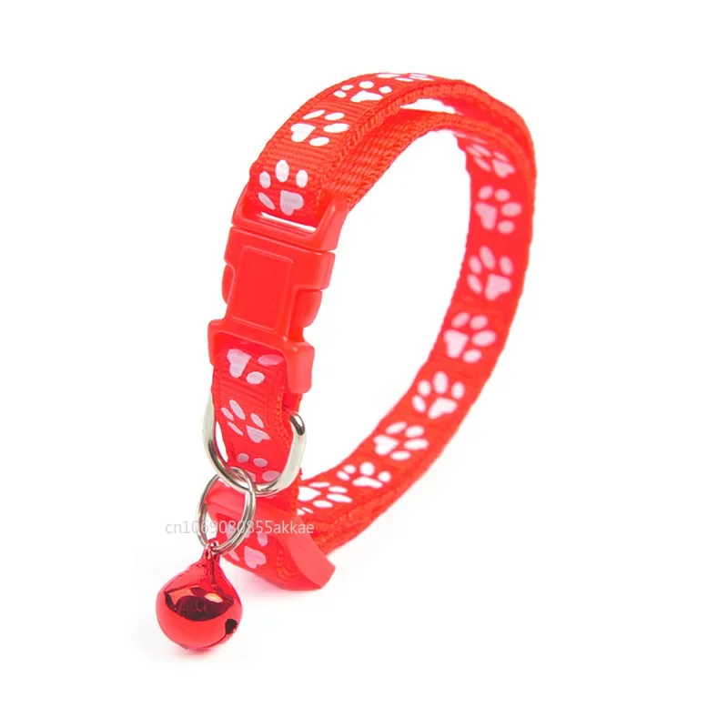 Lindo Collar de campana para gatos, perro, hebilla ajustable, Collar para gato, huella colorida, collares personalizados para gatitos, accesorio para perros pequeños