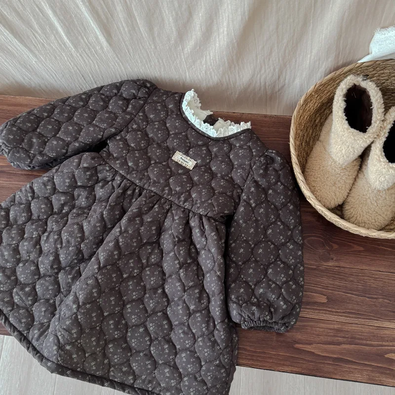 

2025 Winter New Girls Cotton Padded Dress Plus Velvet Thick Children Casual Dress Baby Girl Floral Lace Dress Kids Warm Clothes