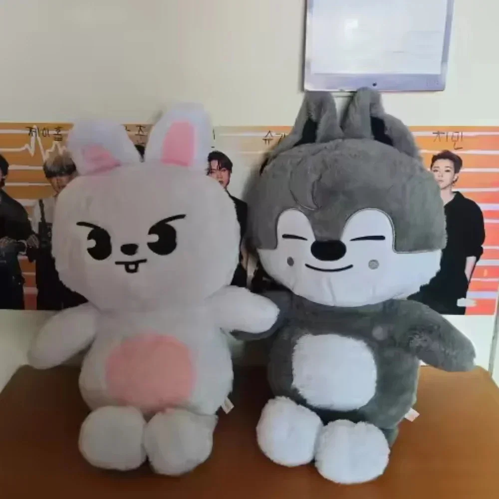 SKZOO Peluche Bambola Ventole Regalo Abbraccio Cuscino Teddy Stile Peluche Seoul FM Settimana Mantello Bambola Scuola di Magia Regalo di Compleanno per Bambini