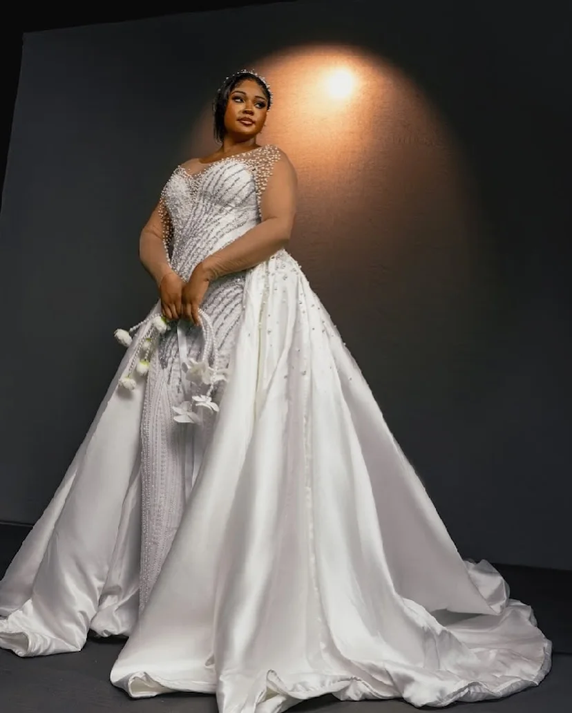 

Роскошное свадебное платье с блестящим жемчугом и кристаллами по индивидуальному заказу со съемным шлейфом, свадебное платье с длинными рукавами