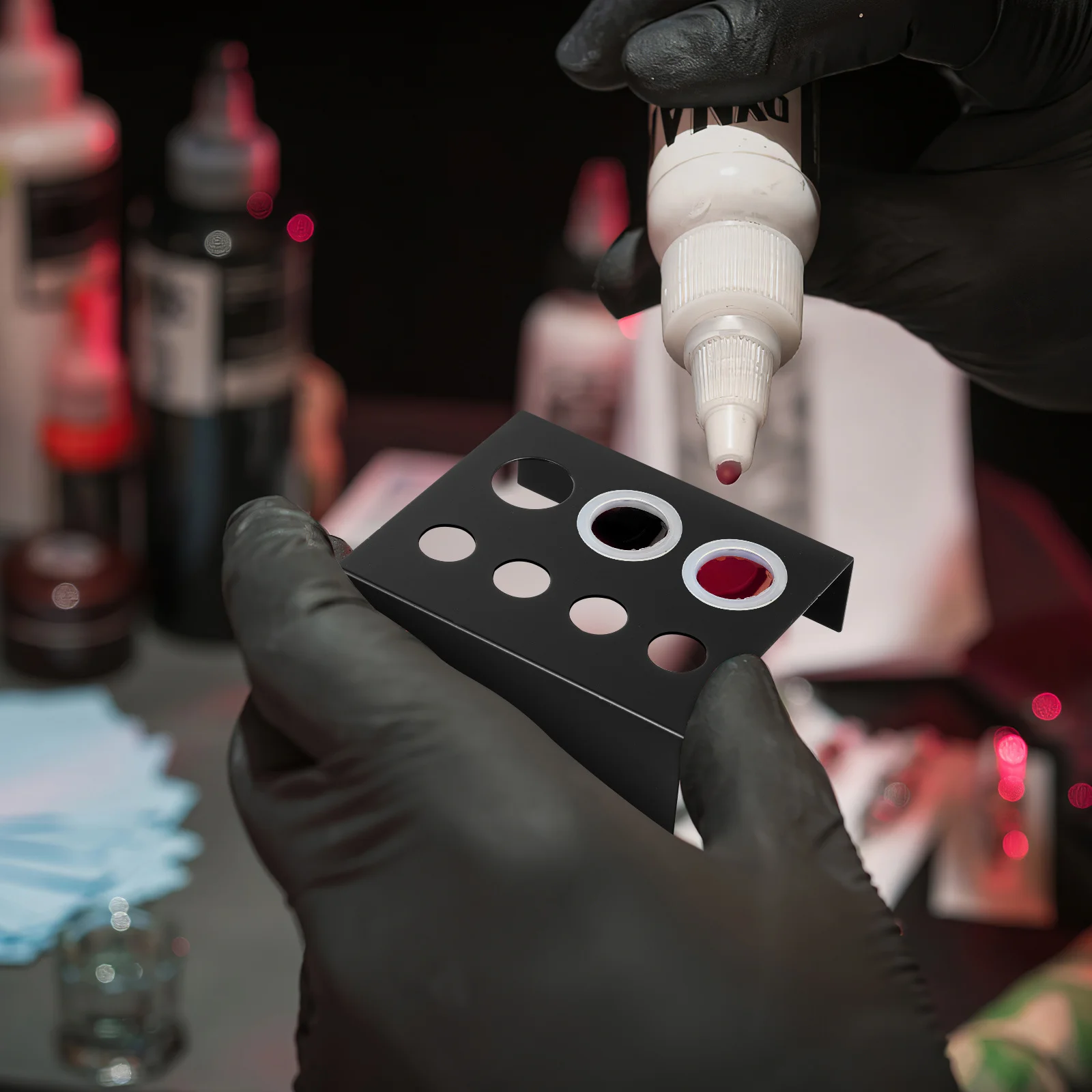 1 قطعة حامل الكأس الحبر البلاستيك الصباغ كأس الرف 7 ثقوب الأسود البيضاوي الشكل دائم المحمولة الوشم الحاجب الشفاه صالون أداة