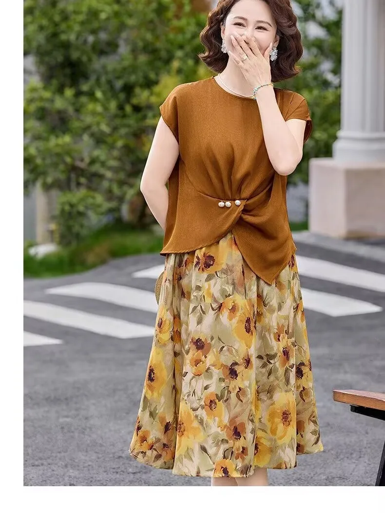 

Elegant Short Sleeve Two-Piece Set for Middle-Aged And Elderly Women Summer Waist-Cinching Top And Half Skirt Anti-Aging