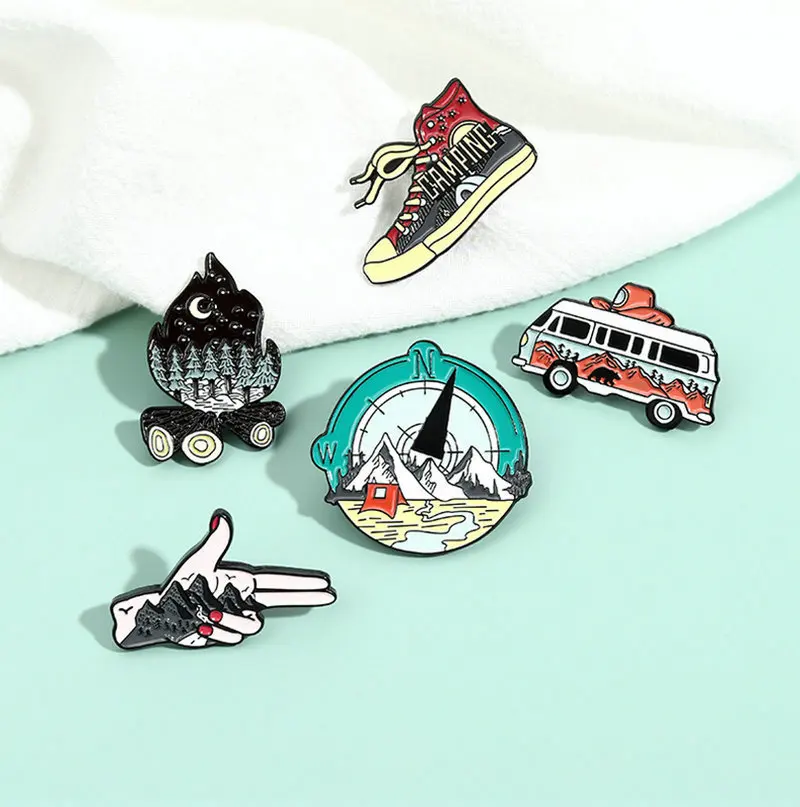 Camping Life Enamel Pin Outdoor Compass Canvas Shoe Bonfire Tent Motorhome Brooches Bag Lapel Pin Badge Jewelry Gift for Friends