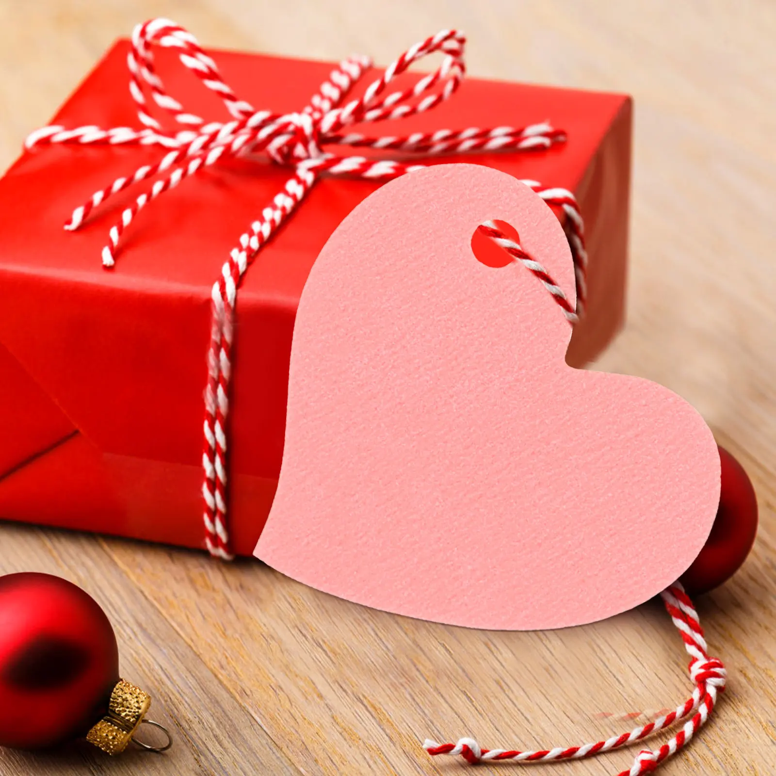 50pcs Kraft Paper Heart Gift Tags for Valentine’s Day, DIY Craft, Bookmarks, Party Favors & Hanging Decor