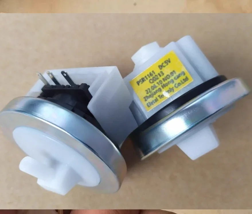 1PCS for Panasonic Sharp washing machine sensor PSR1161 DC5V model Q0213