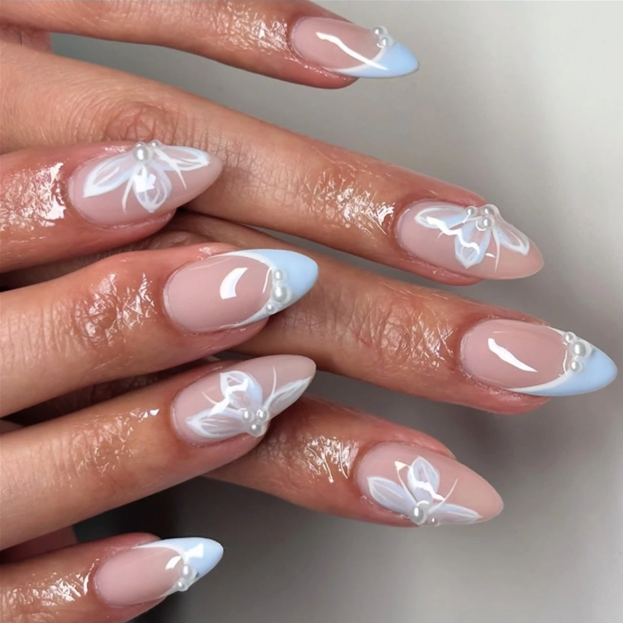 

French Light Blue White Flower Pearl Fruit Bowknot Almond False Nails Long Pointed Fake Nails Art Press on Nails Charms Manicure