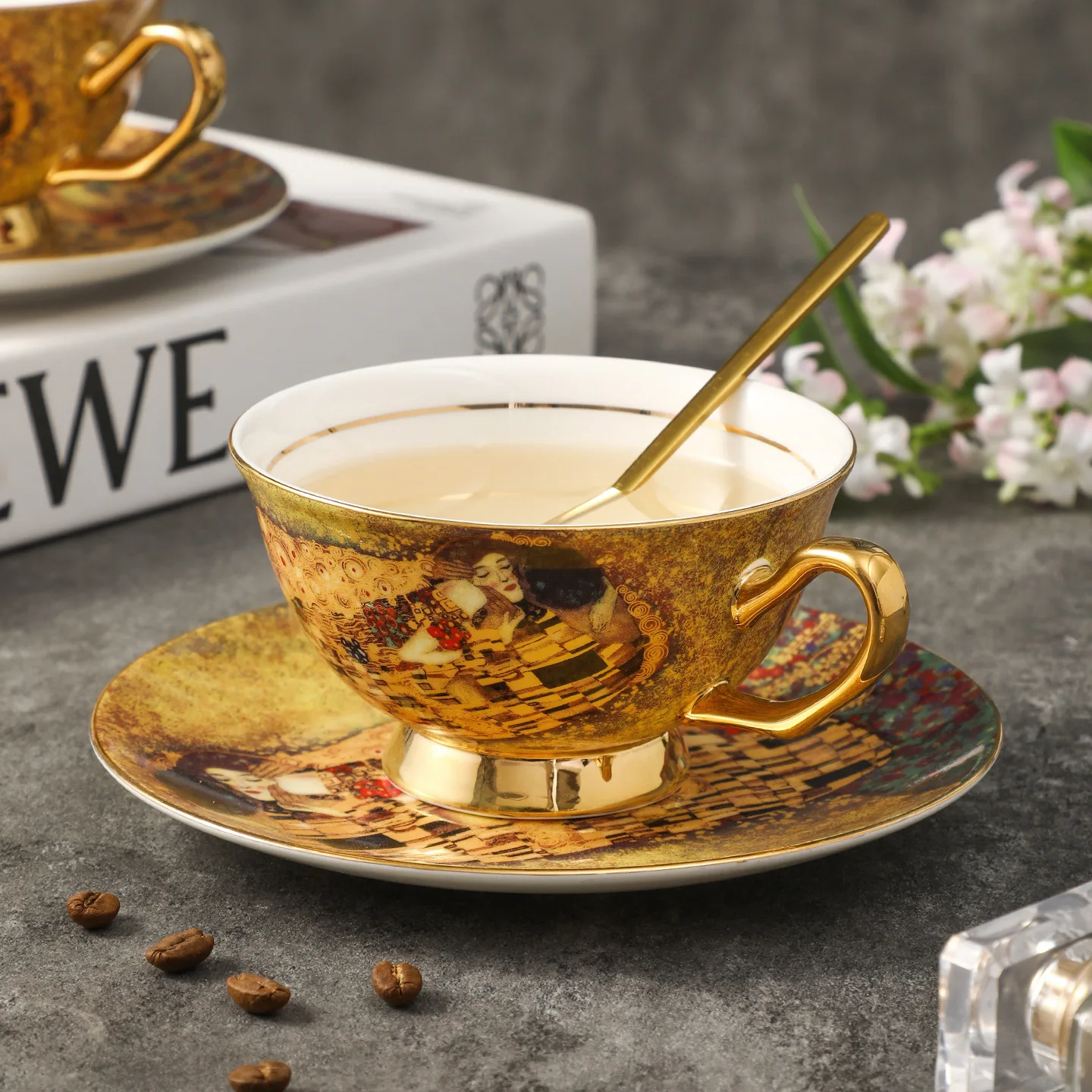 Vintage Golden Klimt Kiss Pattern Ceramic Coffee Cup & Saucer with Gold Spoon Elegant Home Office Tea Cup Home Decor Drinkware