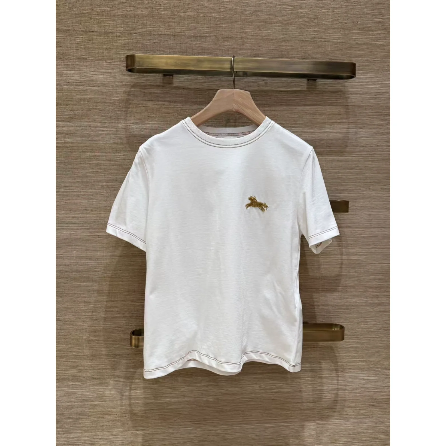 

HEIDD 2026 Весенняя коллекция. Лимитированная серия. Футболка с коротким рукавом, вышивкой, из чистого хлопка, с круглым вырезом, повседневная.