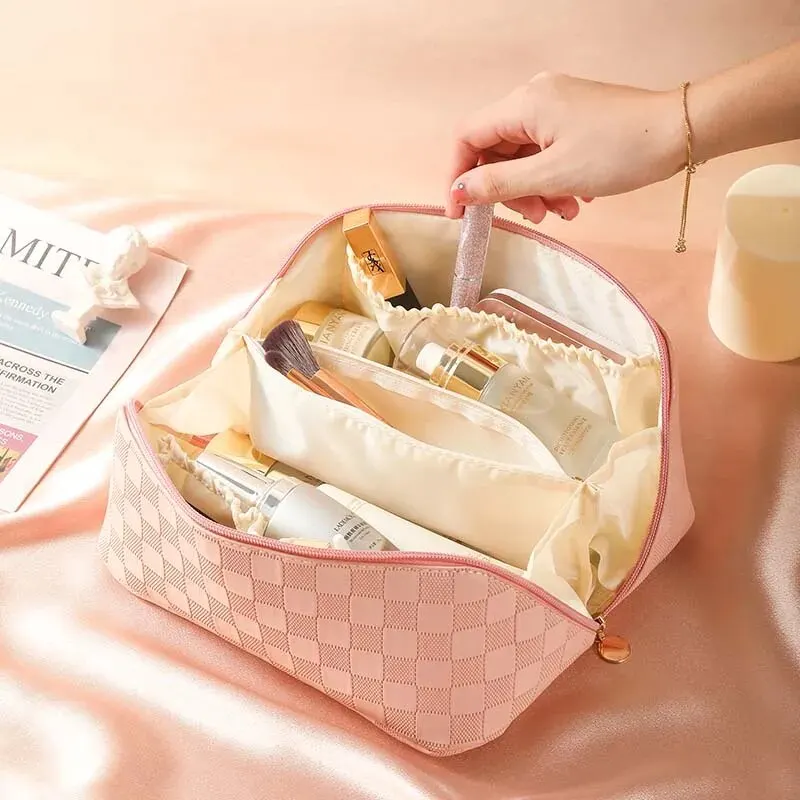 Borsa per cosmetici di lusso di grande capacità da donna Borsa da toilette da viaggio con cuscino in PU per lavaggio multifunzionale scozzese