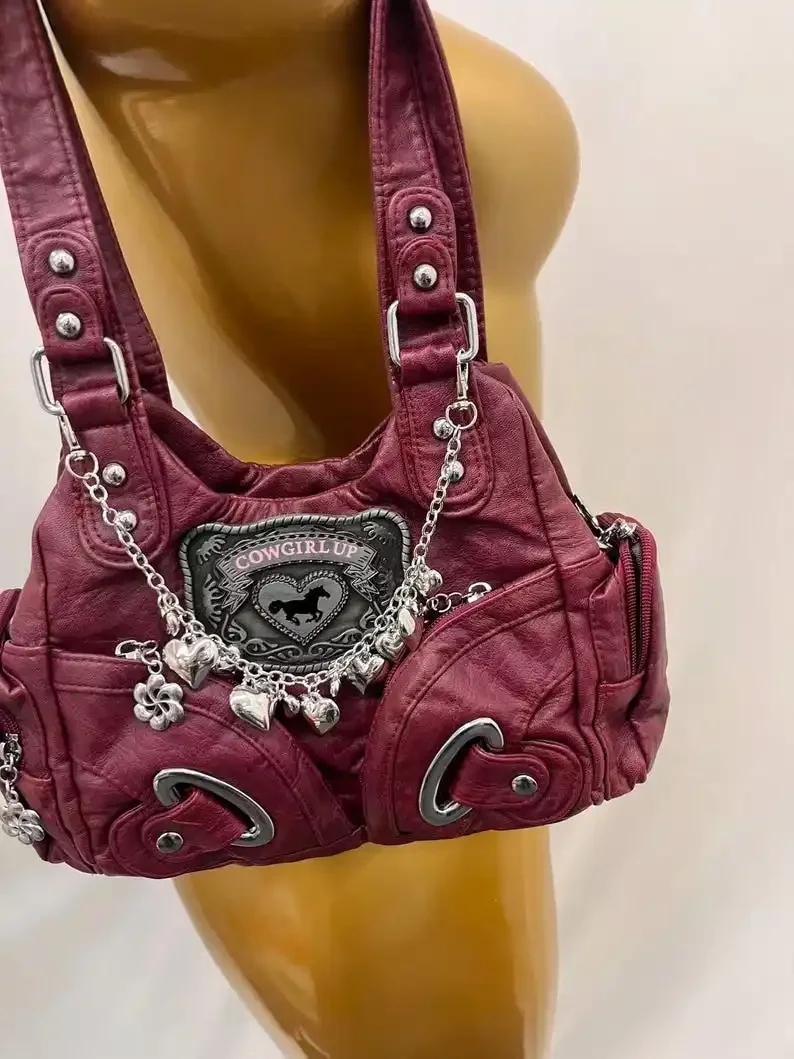 Y2K Retro Faux Leather Tote Bag Burgundy Vintage Hobo Shoulder Bag Horse Heart Patch Handbag with Silver Chain Charm