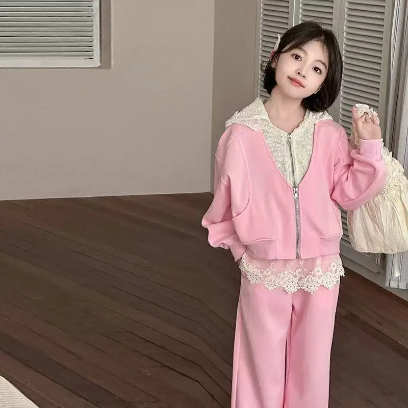 

Girls' Autumn Set Children's New Sportswear Korean Edition Lace Hat Knitted Loose Wide Leg Hoodie Two Piece Set for Baby Girls