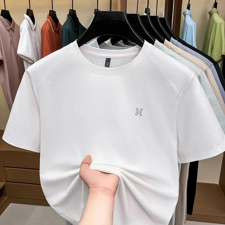 Modisches Luxusmarken-T-Shirt für Herren mit Kurzarm, geprägten Buchstaben, neuem Stil, atmungsaktiv, sommerlich, lässig, Rundhalsausschnitt, einfarbig. – Detail 10