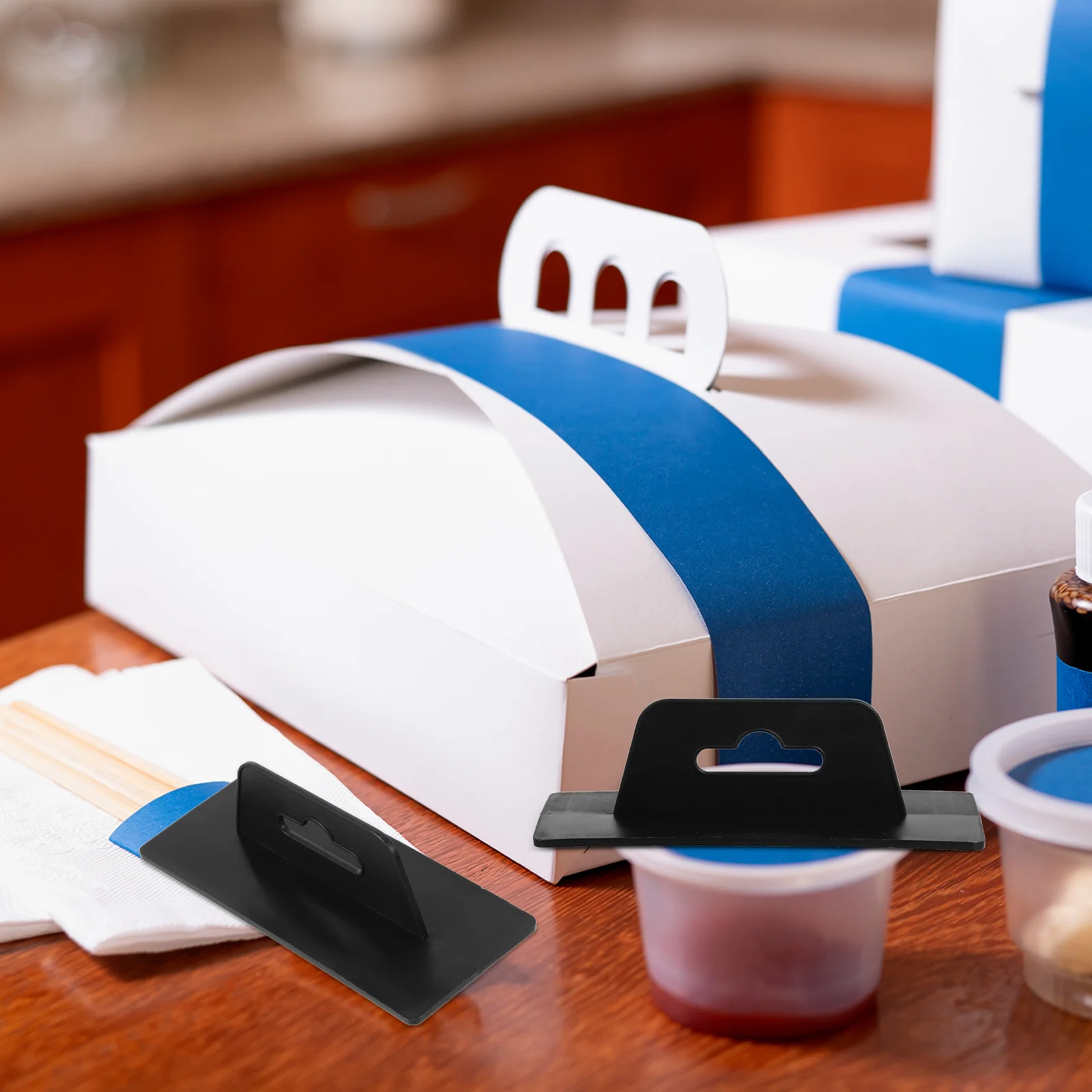 

20Pcs Aircraft Hole Plastic Hooks Retail Display Peg Hangers Hanging Peg Hooks Merchandise Hang Tabs Clothing Label Tags