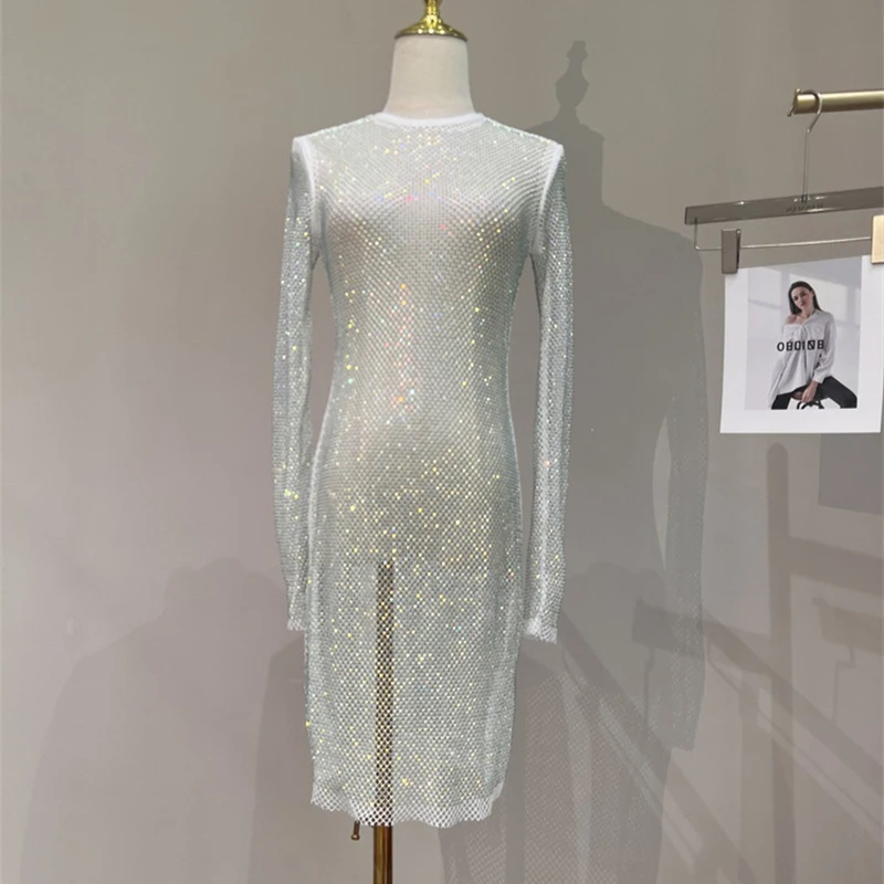 Damen-Abendkleid aus Netzstoff mit Strasssteinen, Rundhalsausschnitt, glitzerndes, durchsichtiges Kleid mit Diamant-Ausschnitten, Party-, Nachtclub-, Festival- und Rave-Kleidung – Detail 9