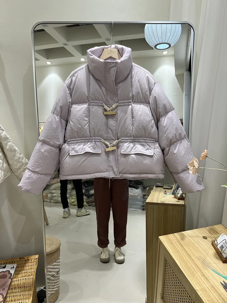 Style court doudoune femmes 2025 nouveau style coréen col montant mode corne de vache bouton pain blanc canard doudoune