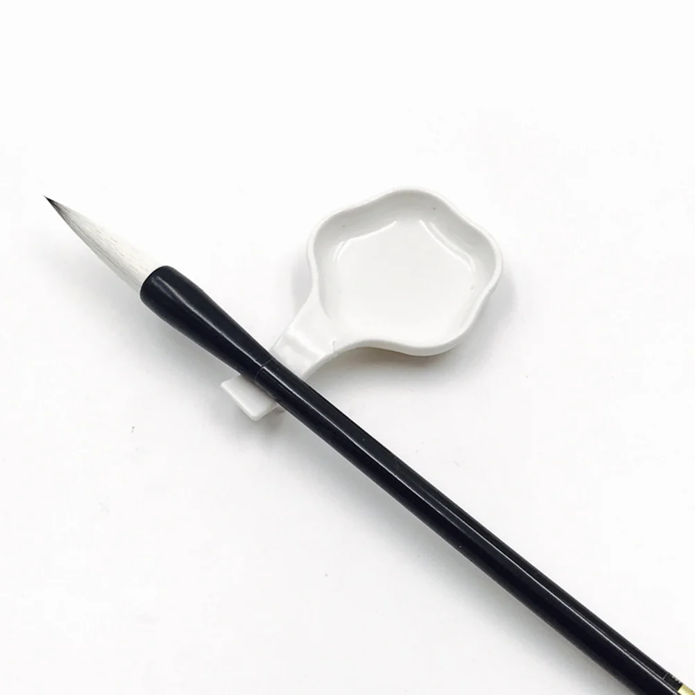 

40pcs Plum Flower Shaped Ink Dish Durable Lightweight Plastic Calligraphy Ink Well Art Supplies Office Decoration