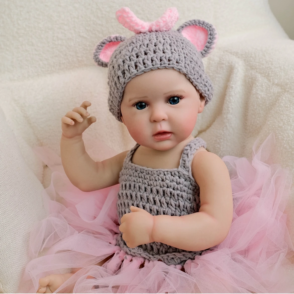 جناح دمية أطفال حديثي الولادة مقاس 19 بوصة - مصنوع يدويًا من الفينيل الواقعي، هدية لحديثي الولادة لعشاق الفن والدمى