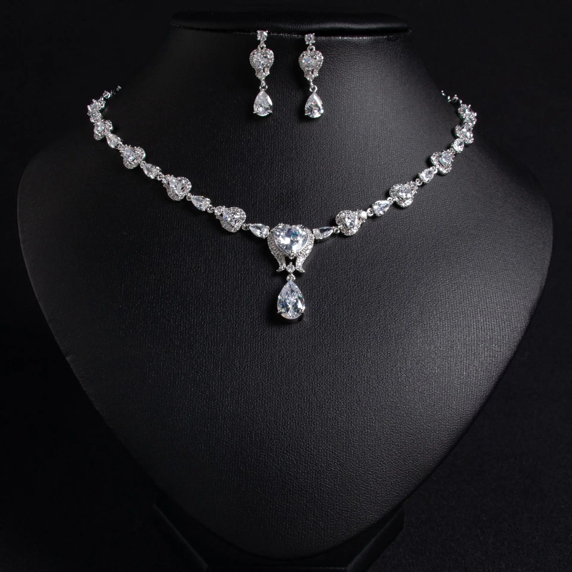 HIBRIDE Luxury Fashion Necklace Earrings Love Drops Ladies Jewellery Set Party Evening Wedding Summer Graduation Gift S-607