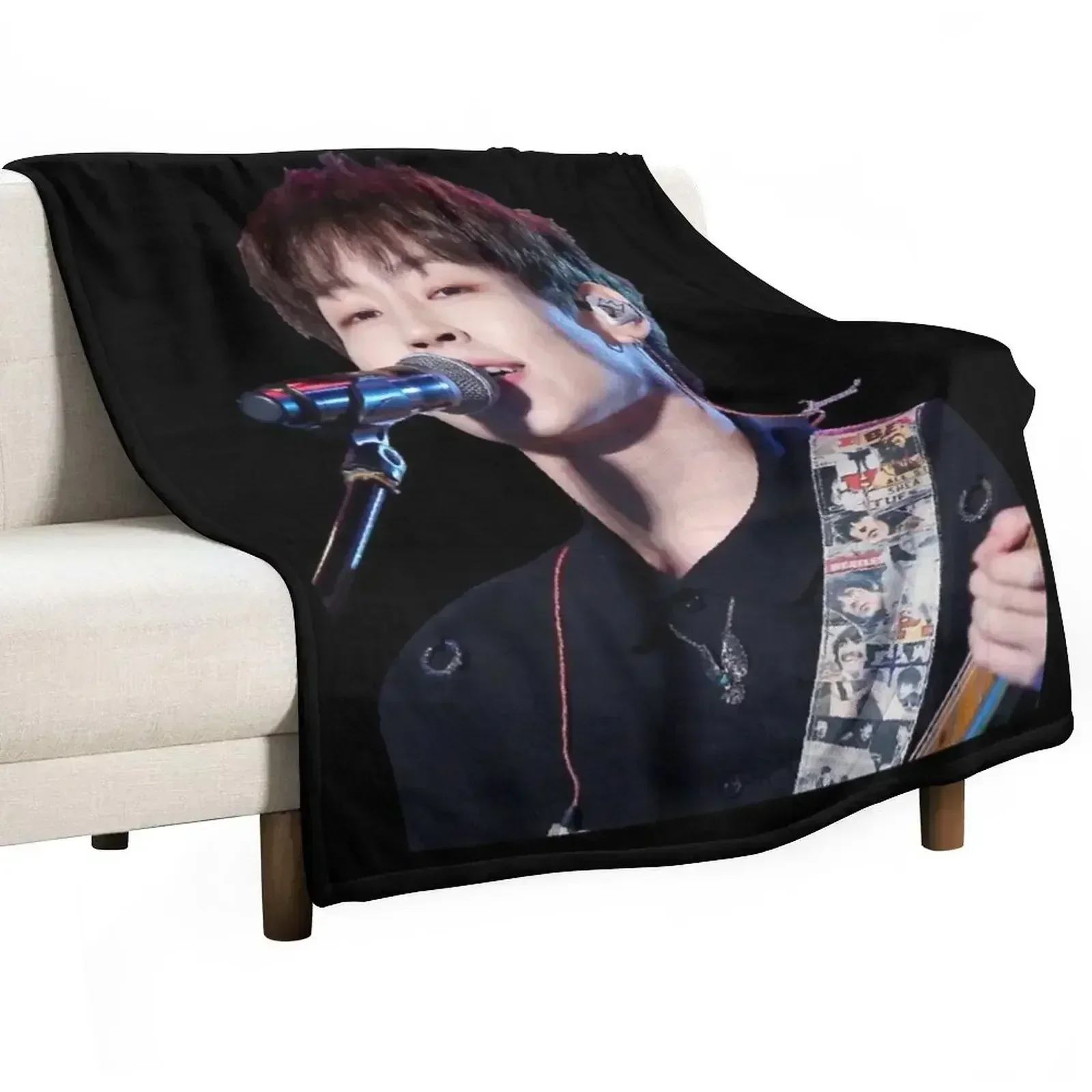 Woosung Portrait Throw Blanket Shaggy Furry Soft Blanket for Bedroom Living Room