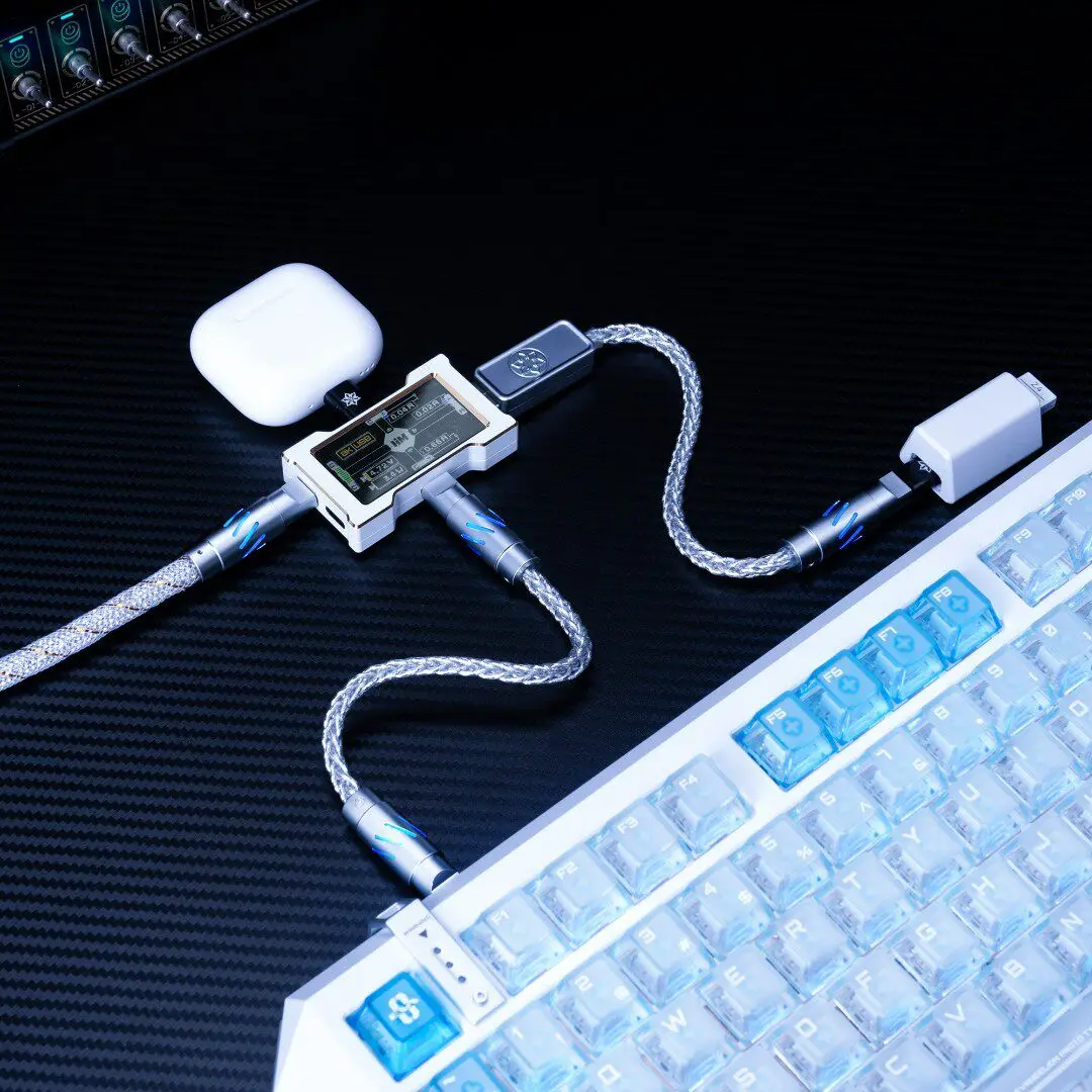 Custom HMHub Co-Branded Esports Gift Box, Low Latency Keyboard & Aviator Plug Cable Data Line Set, Premium Gaming Gift