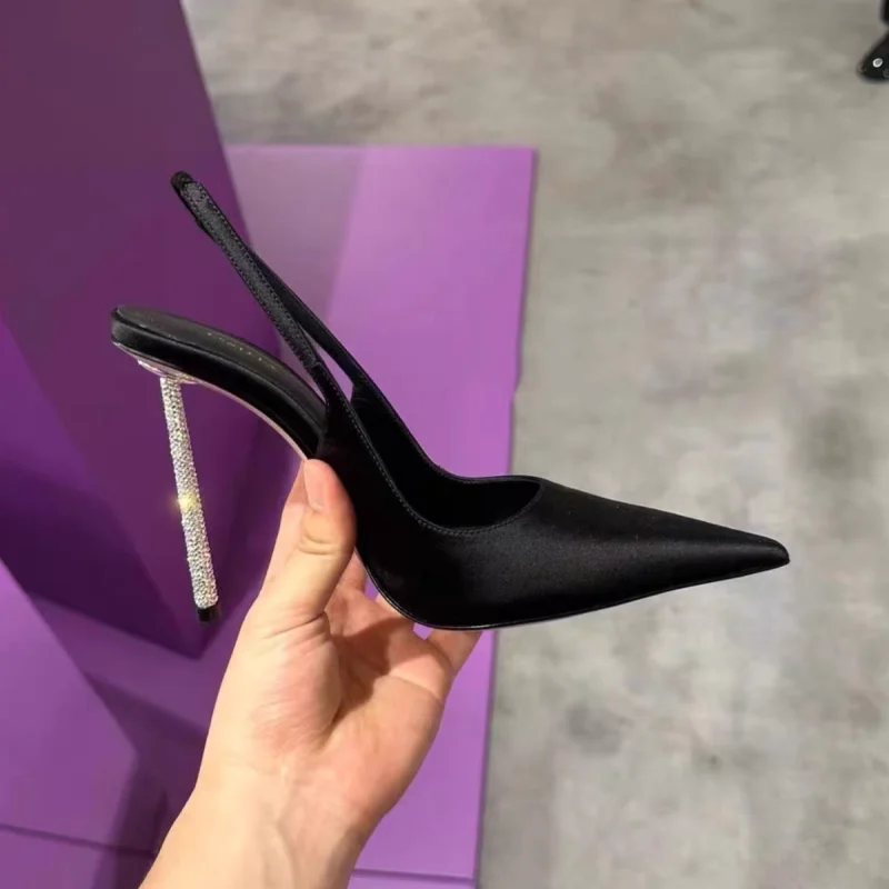 موضة كريستال الضحلة صنادل عالية الكعب الساتان خنجر Slingback أحذية النساء لامعة حجر الراين الصنادل أنيقة مأدبة عالية الكعب #1