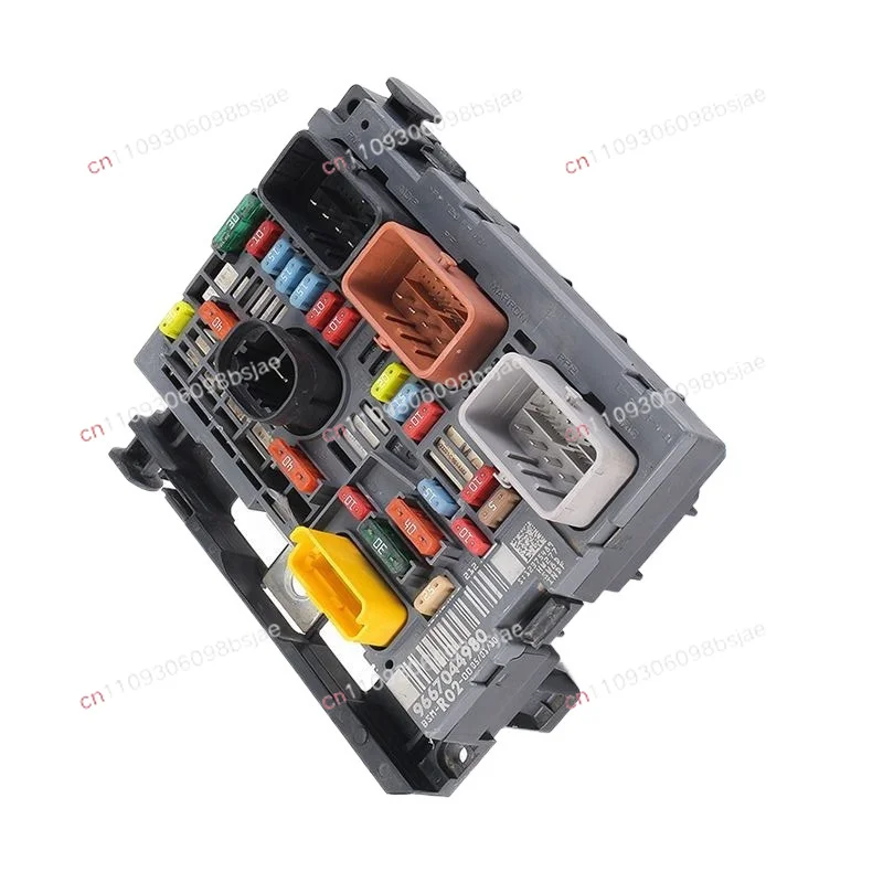 Suitable for 2008-2010, Citroen C5 auto parts 9667044980 fuse box