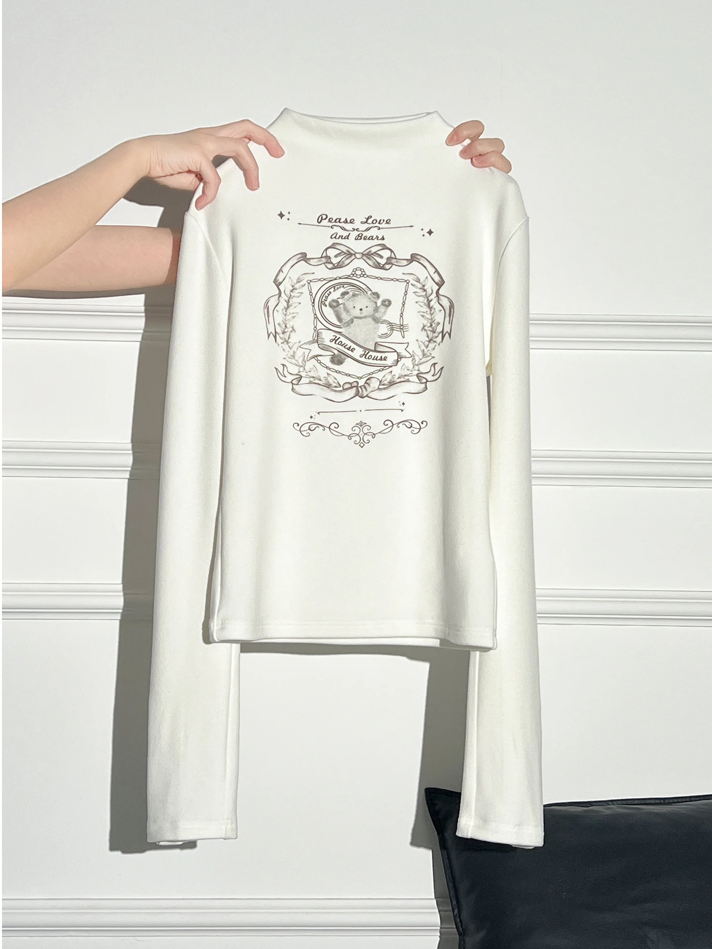 เสื้อกันหนาวพิมพ์ลายหมี คอกลม แขนยาว ผ้าโพลีเอสเตอร์ ใส่สบาย เหมาะสำหรับเดินทาง ฤดูใบไม้ร่วง ฤดูหนาว