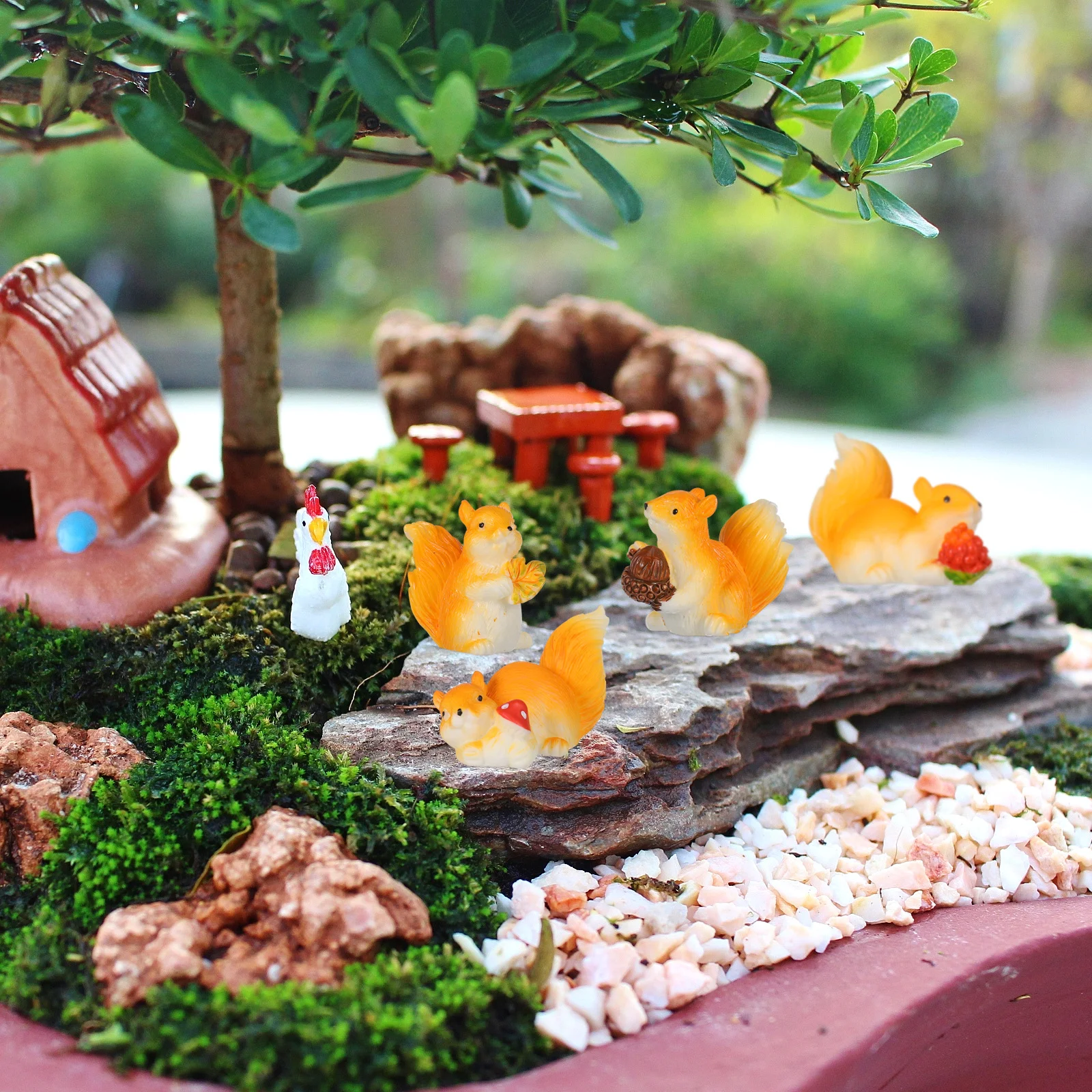 

4Pcs Mini Squirrel Figurines Resin Tiny Animal Statues Micro Landscape Garden Decoration Miniature Squirrel Sculpture