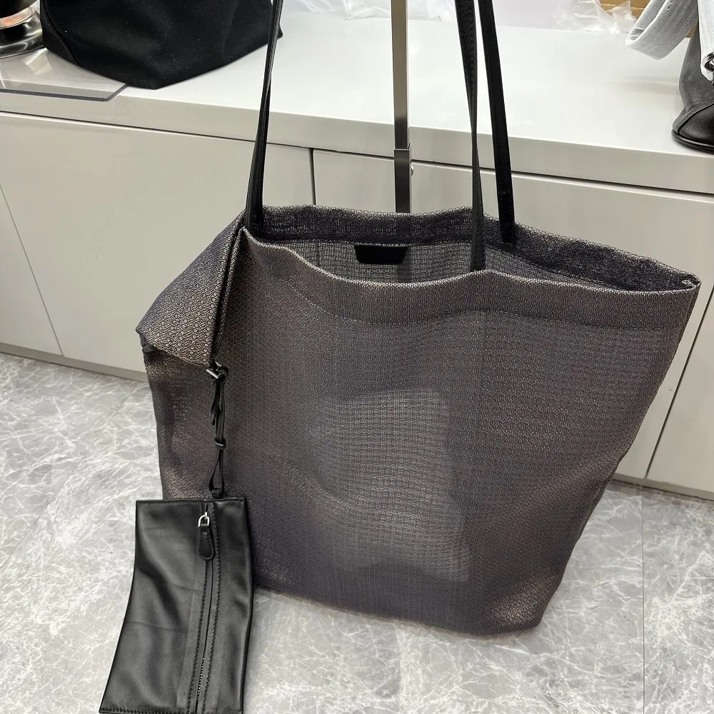 Tote Bag Women's Spring and Summer New Large-capacity Woven Straw Shopping Bag Underarm Texture Unique Fashion Women Simple