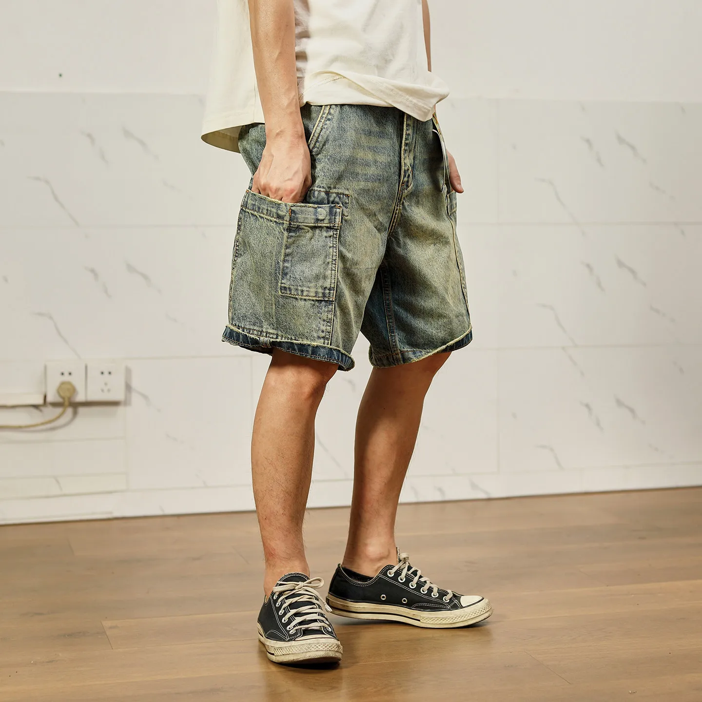 Vintage Washed Cargo Denim Shorts Men Multi Pocket Straight Streetwear Jeans Shorts