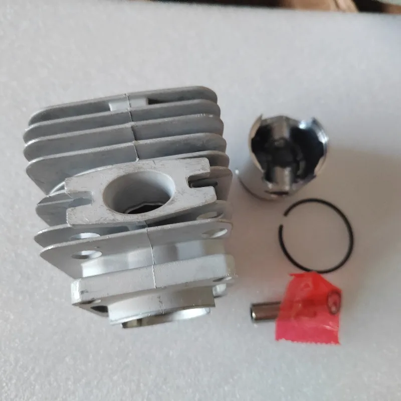 

Комплект поршней цилиндра радиоуправления GT80 40,5 мм для двойного блока двигателя Zenoah Японии