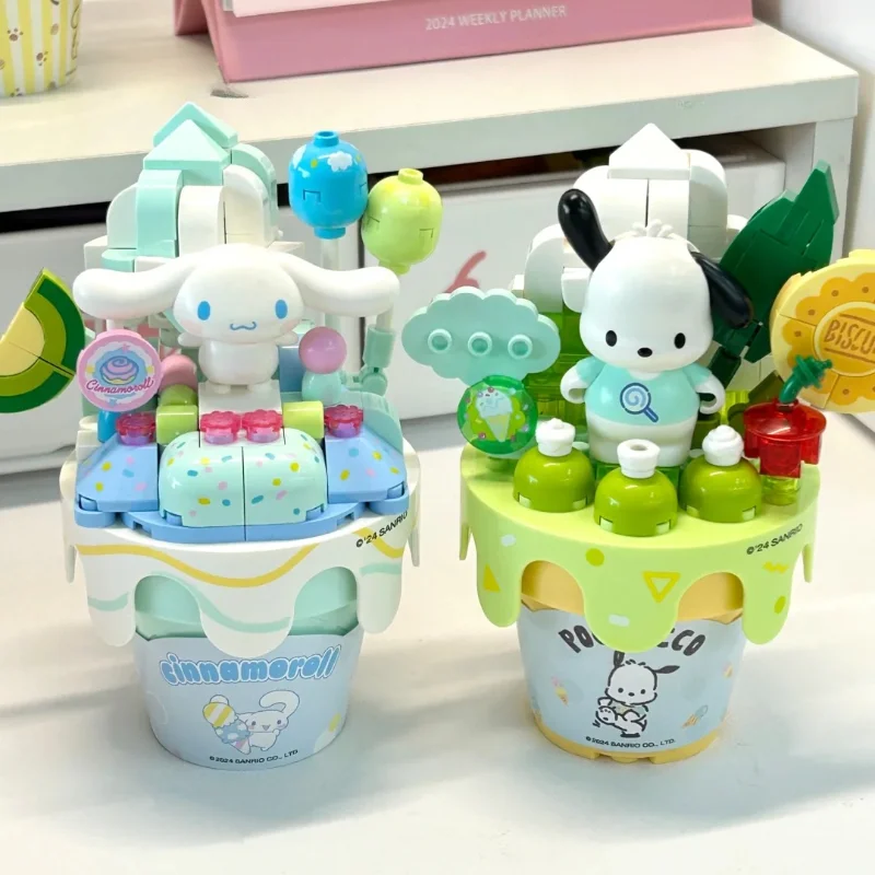 New Keeppley Sanrio Building Blocks Hello Kitty Kuromi Pochacco Cinnamoroll Ice Cream Cone Splicing Model Toy Ornaments Gift