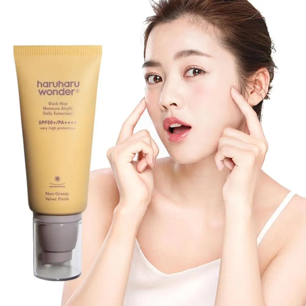 

Ежедневный солнцезащитный крем с черным рисом SPF50 PA++++ Очень высокий солнцезащитный крем Увлажняющий долговечный нежирный солнцезащитный крем