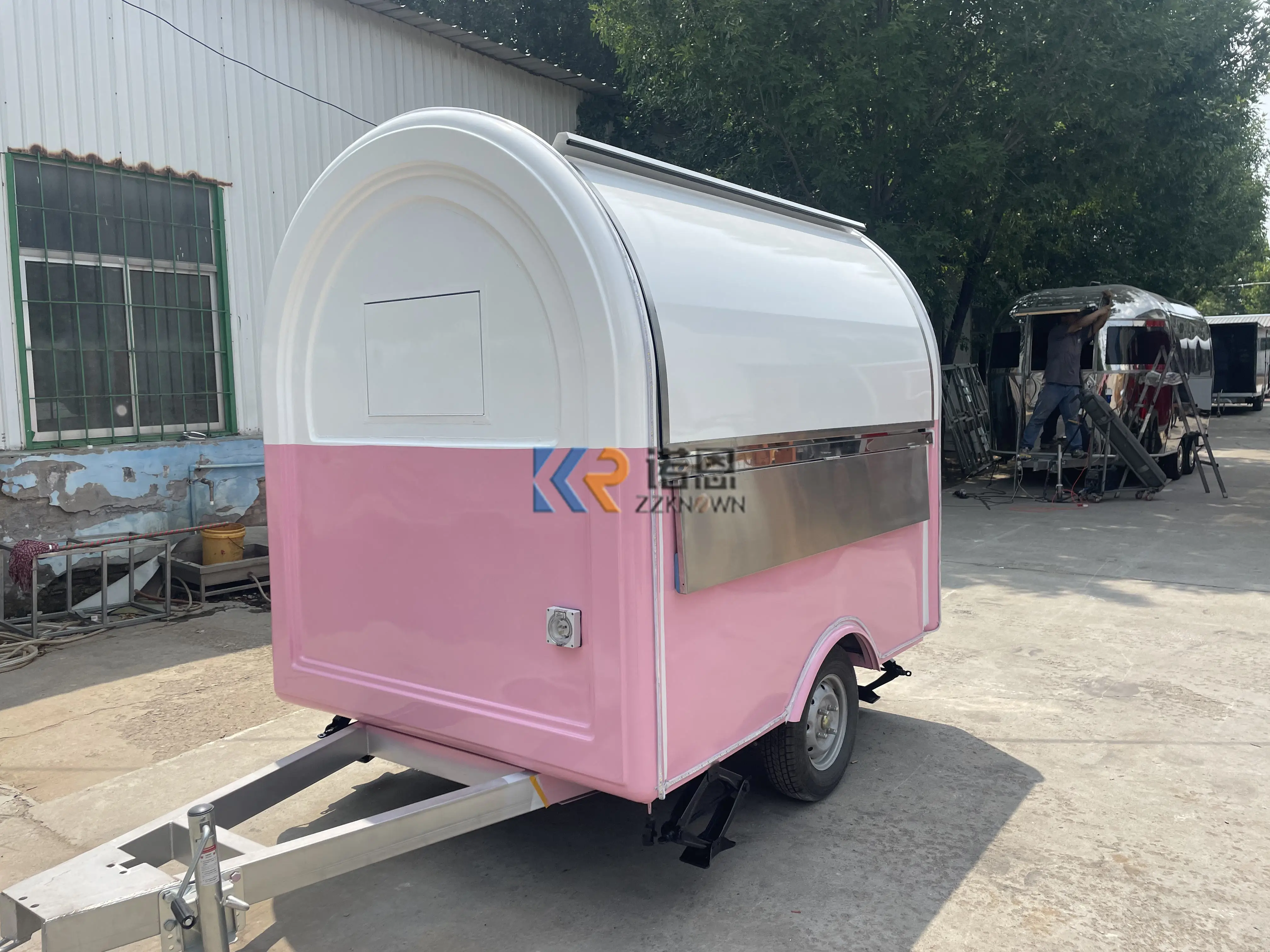 Long Service Life High Safety Level Fully Equipped Truck Customized Size Food Trailer For Sale null