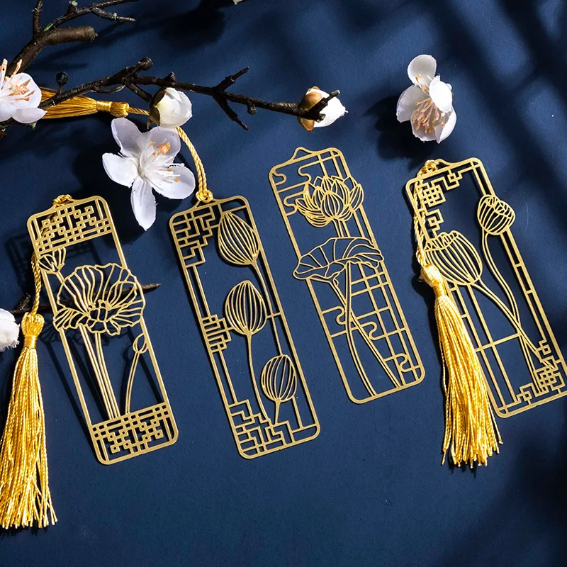 

1pc Hollow-out Chinese Style Book Clip with Tassel, Minimalist Design for Students, Elegant Reading Page Marker