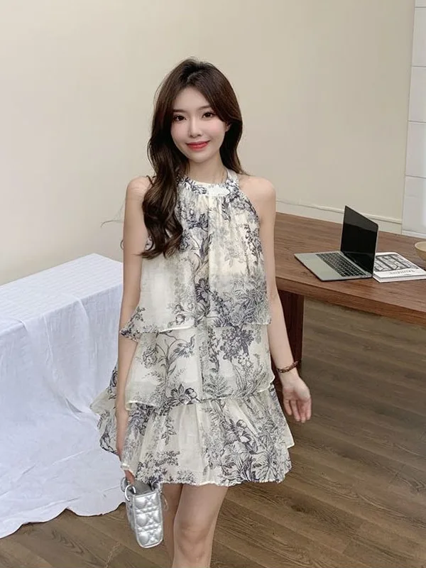 

Slimming High Waist Short Skirt And Sleeveless Top Women's Fashion Set Summer 2025 Printed Neck Hanging Clothes Two-Piece Set