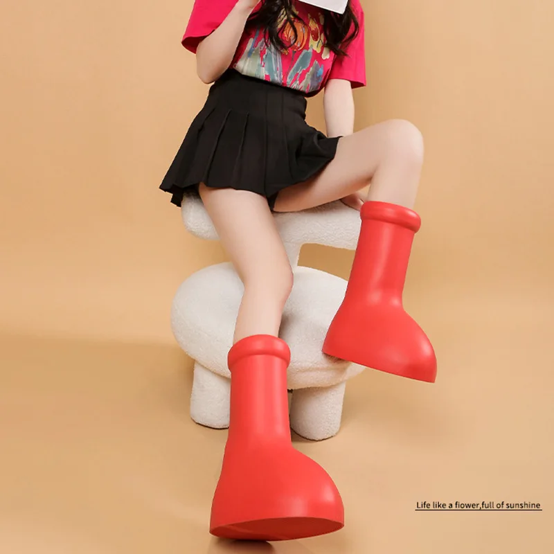 2024 New Big Red Boots Astroboy Women Men Sarah Snyder Red Rain Boots Thick Bottom Big Round Toe Flat Slip-on Cartoon Boots Gift